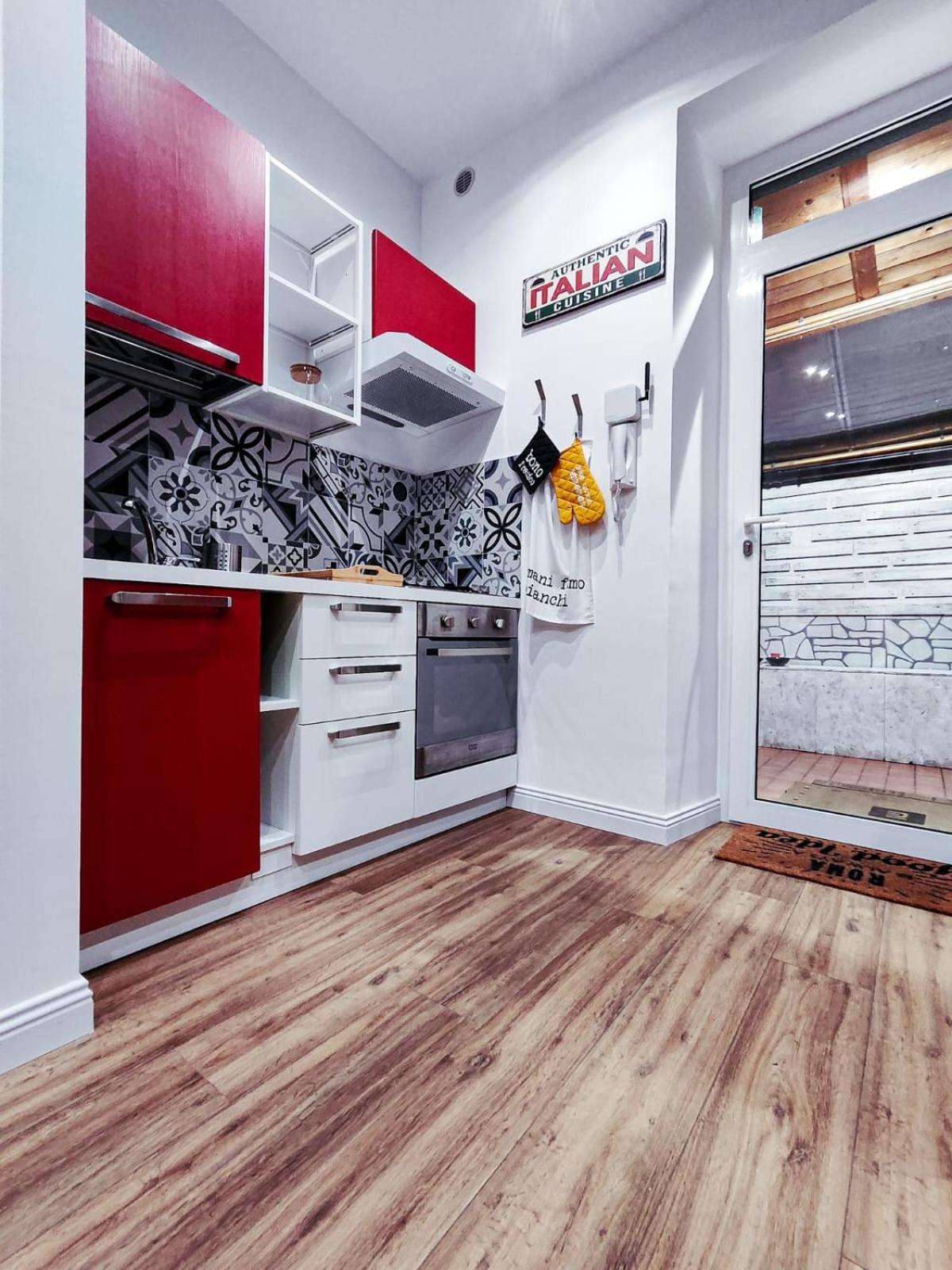 Moderno Cornelia-san Pietro Con Giardino Apartment Rom